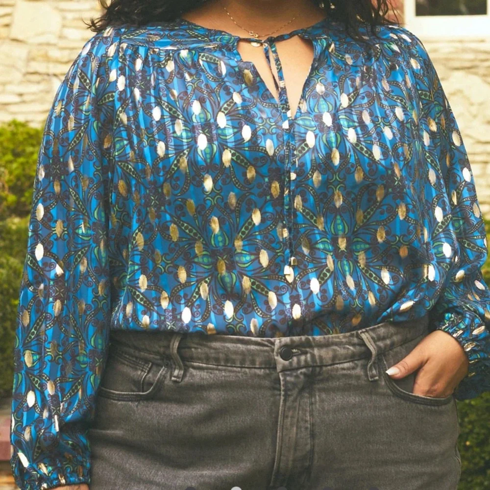 NWT The Odells going-out blouse, sheer w/ gold metallic accents, size 3X - Picture 4 of 8